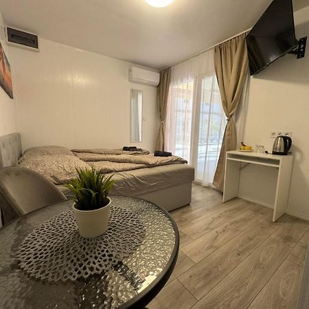 Kinizsi Udvar Apartmanhaz Balatonboglár Eksteriør bilde