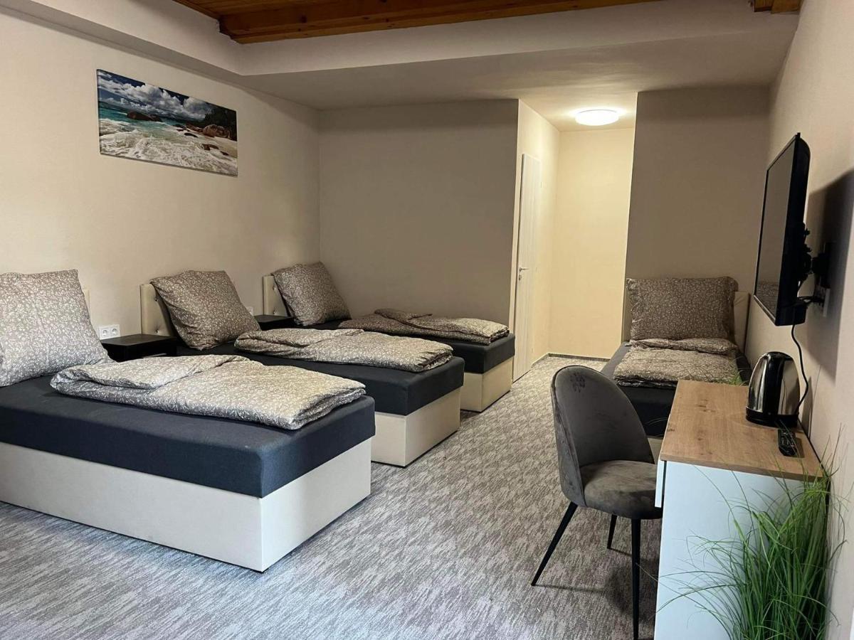 Kinizsi Udvar Apartmanhaz Balatonboglár Eksteriør bilde