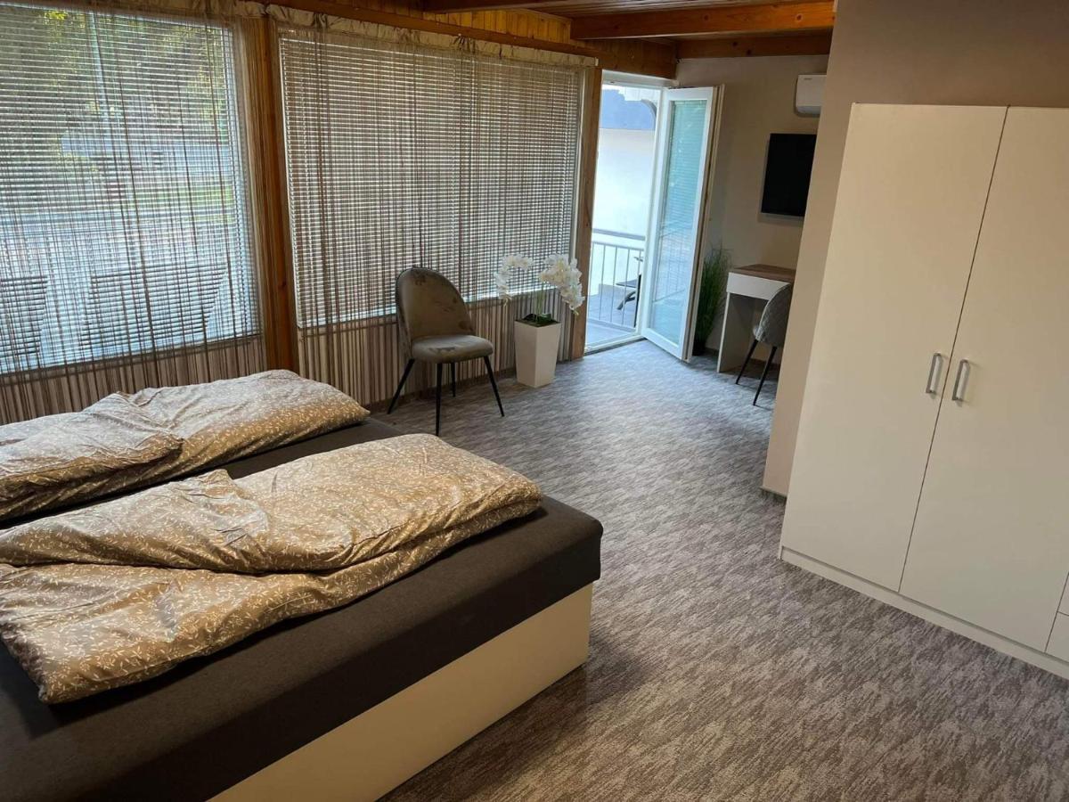 Kinizsi Udvar Apartmanhaz Balatonboglár Eksteriør bilde