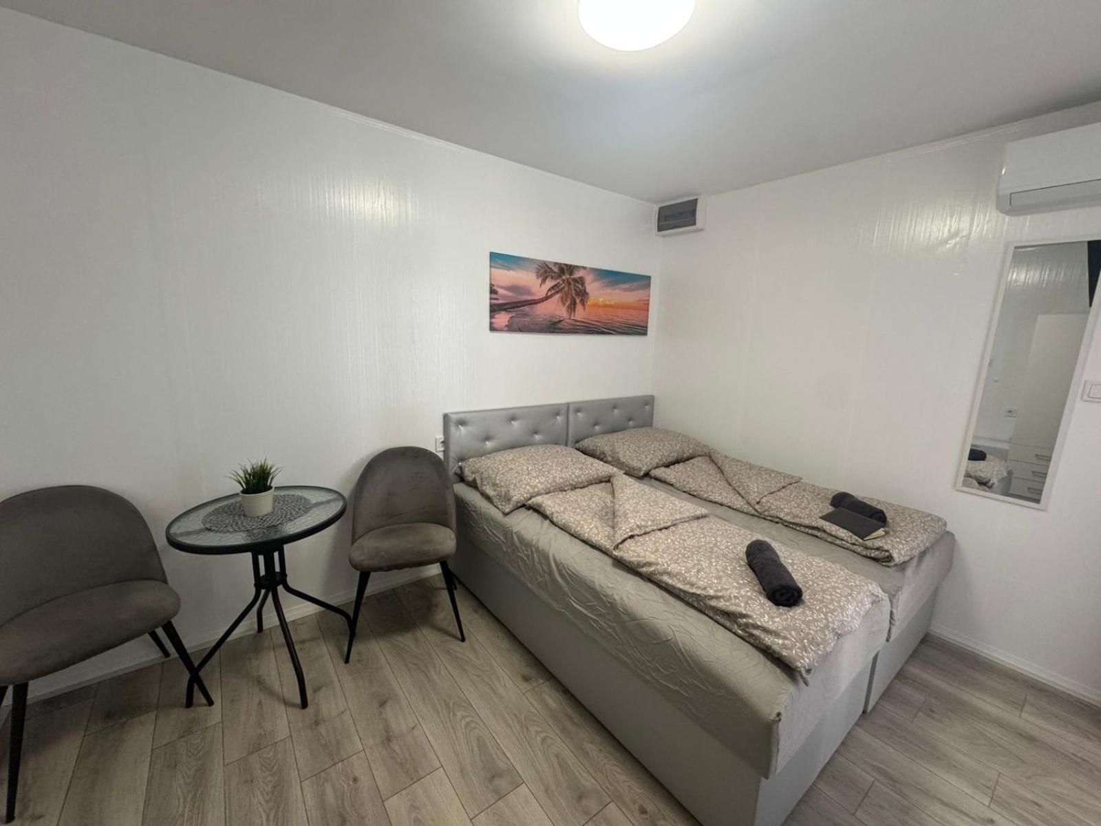 Kinizsi Udvar Apartmanhaz Balatonboglár Eksteriør bilde