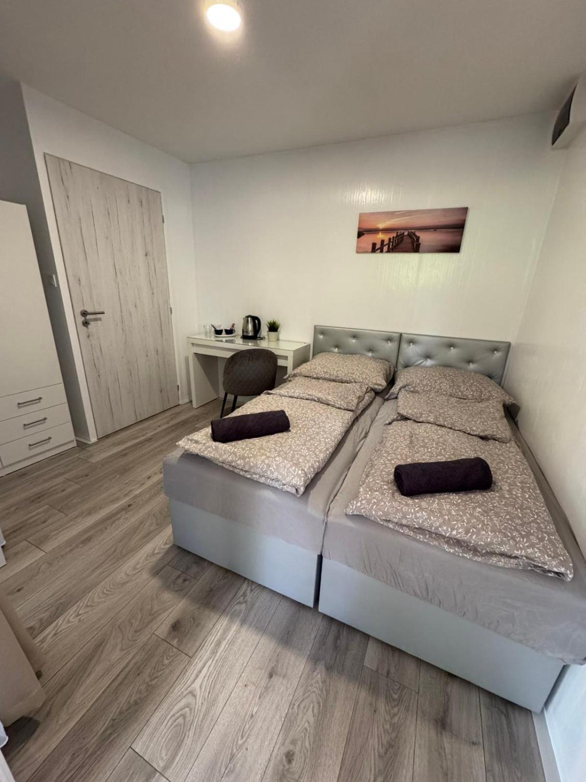 Kinizsi Udvar Apartmanhaz Balatonboglár Eksteriør bilde