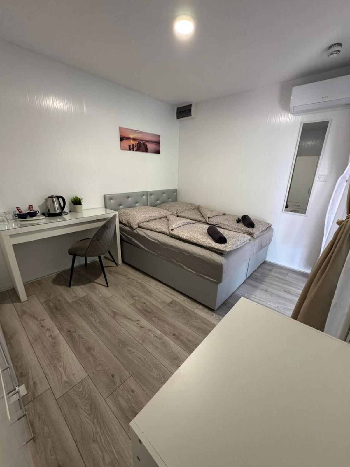 Kinizsi Udvar Apartmanhaz Balatonboglár Eksteriør bilde